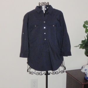 navy top